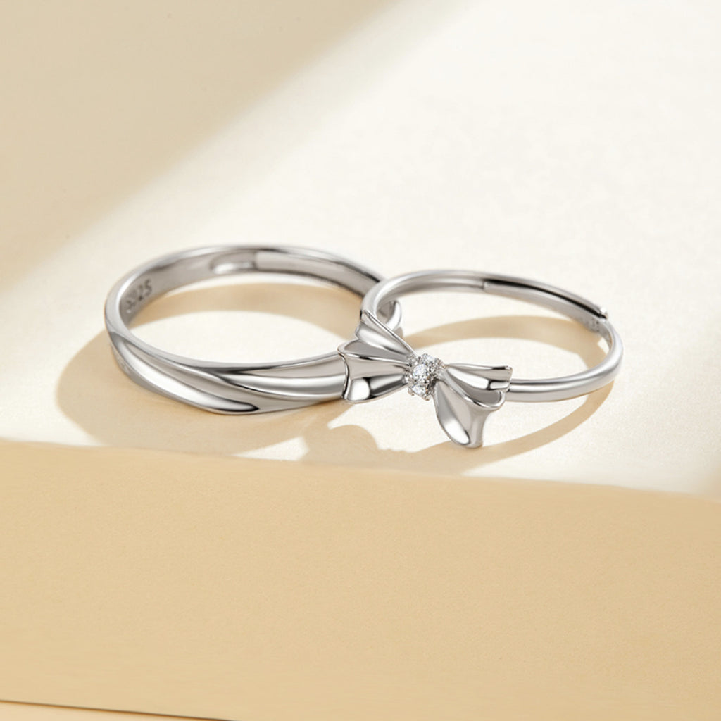 Damen Trauring-Set mit kunstvollem Schleifen-Design und eleganten Zirkonia Shop Nory