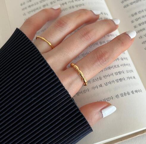Damen offenes Armband mit modernem Design und eleganten Elementen Shop Nory
