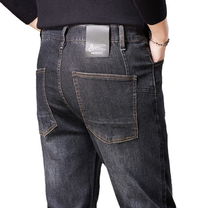Herren Jeans im geraden Schnitt aus Stretch-Denim mit klassischem fünf‑Taschen‑Schnitt Shop Nory