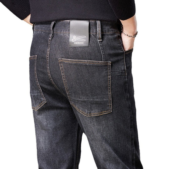 Herren Jeans im geraden Schnitt aus Stretch-Denim mit klassischem fünf‑Taschen‑Schnitt Shop Nory