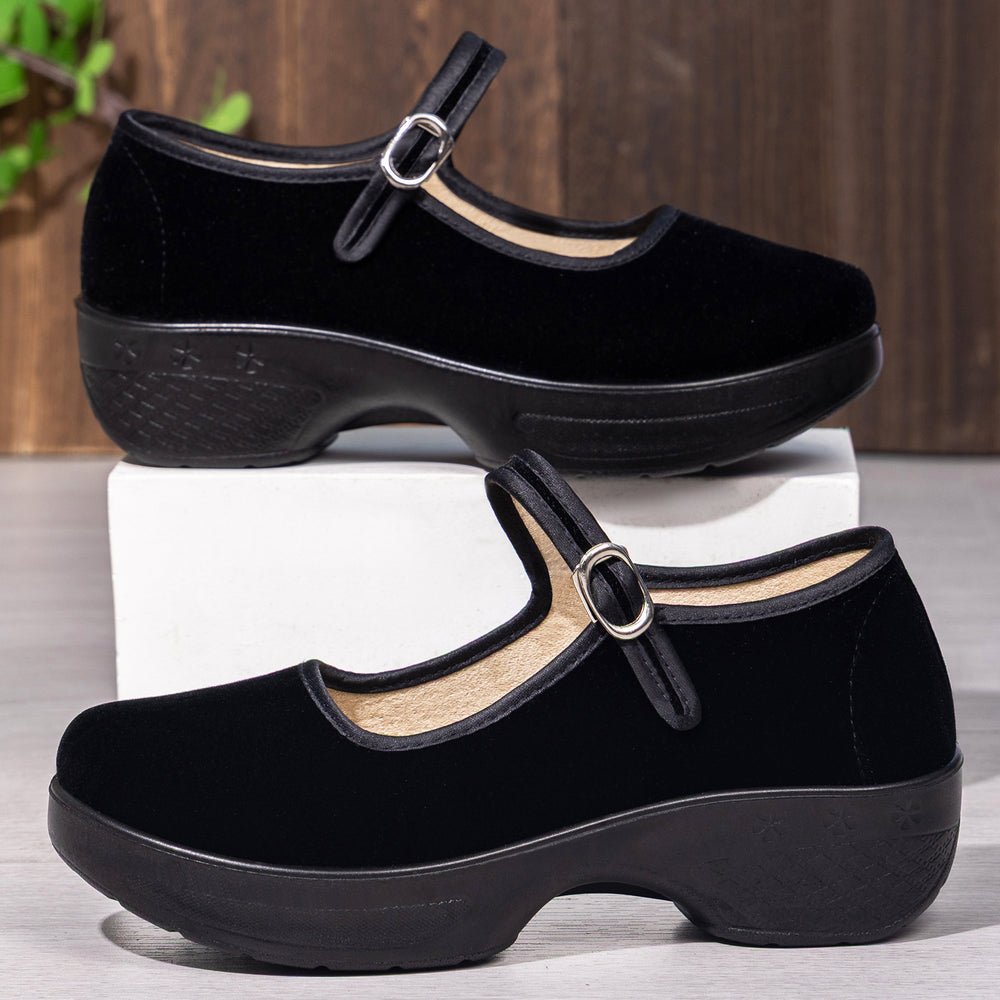 Damen nan Mary-Jane Komfortslipper mit verstellbarem Riemen, orthopädisch inspiriertem Keilfußbett und griffiger Leichtprofilsohle Shop Nory