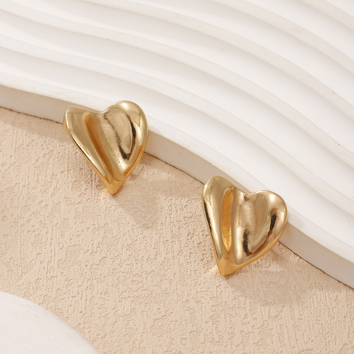 Damen Ohrstecker im eleganten Herzdesign Shop Nory