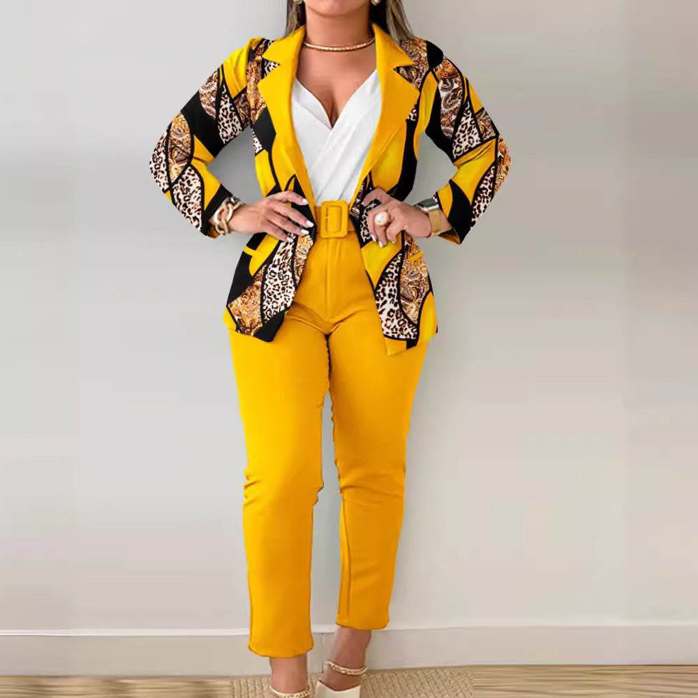 Damen Blazer-Set mit figurbetontem Schnitt und modischem Leopardenmuster Shopnory