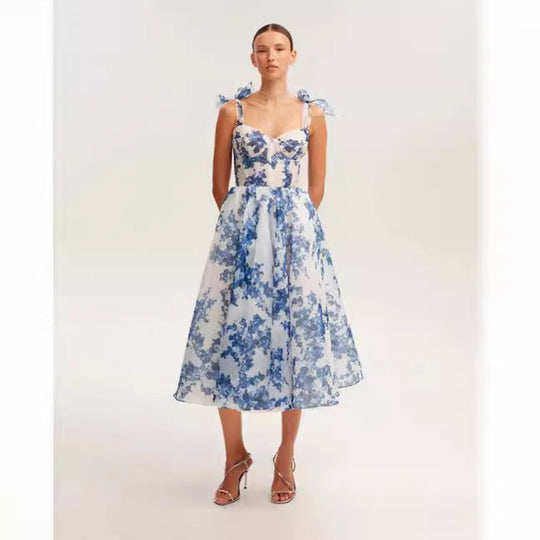 Damen Midikleid mit floralem Spitzenoberteil und zarten Rüschendetails