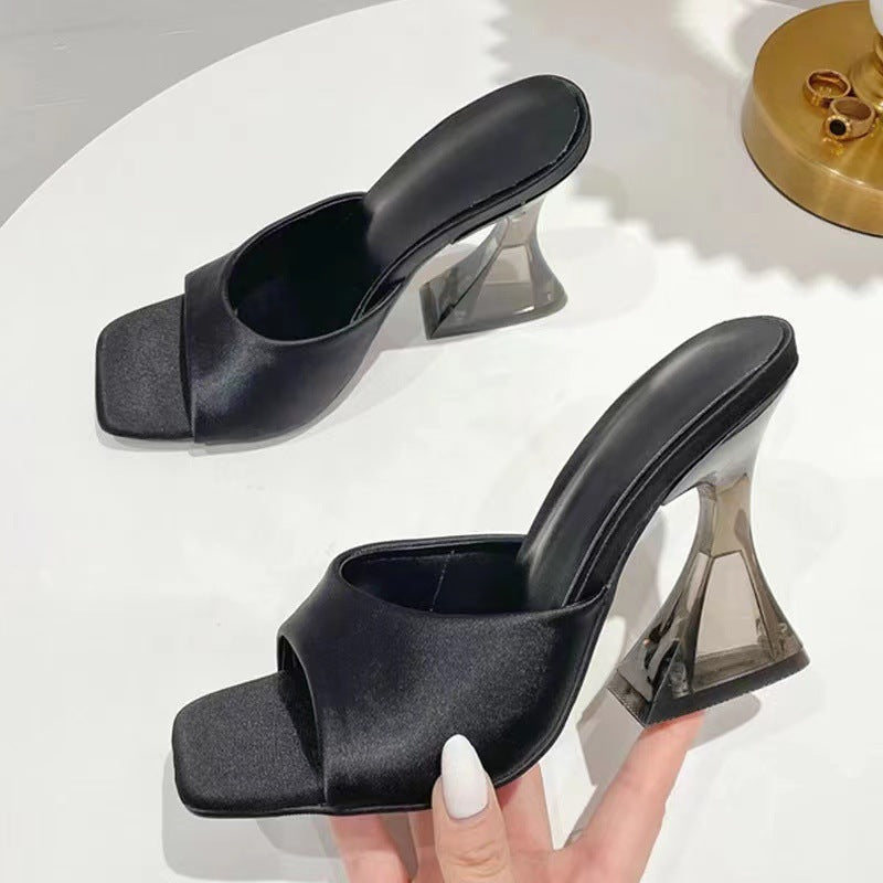 Damen Modische Flip-Flops mit transparentem Blockabsatz