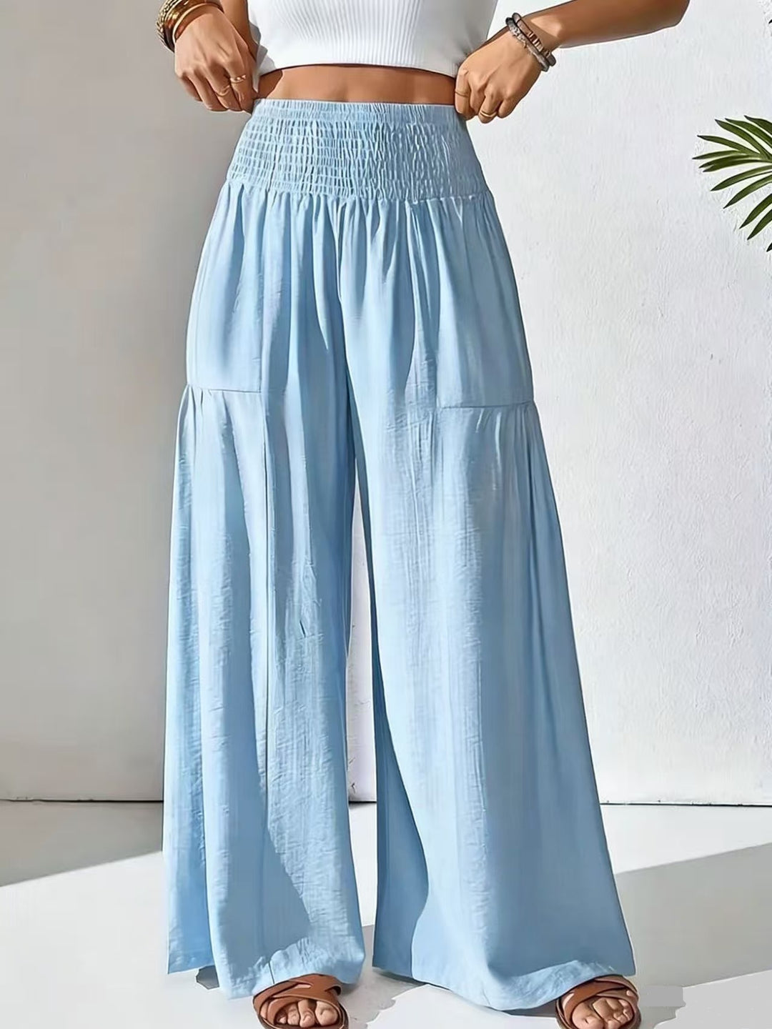 Damen weite Palazzo-Hose mit gerafftem Smock-Bund und Stufendetails Shop Nory