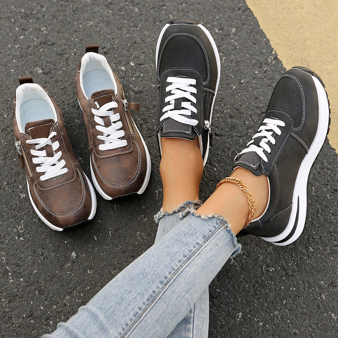 Damen Plateausneaker mit Reißverschluss‑Detail und gepolstertem Komfortfußbett Shop Nory