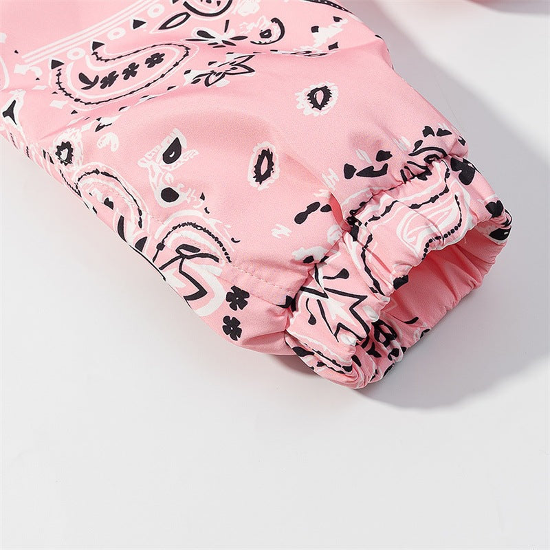 Damen bedruckte leichte Kapuzen‑Windjacke im Bandana‑/Paisley‑Muster Shop Nory