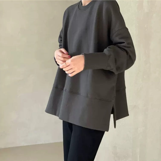 Damen Boxy-Sweatshirt mit verlängerter Saumblende, seitlichen Schlitzen und Raglanärmeln Shop Nory