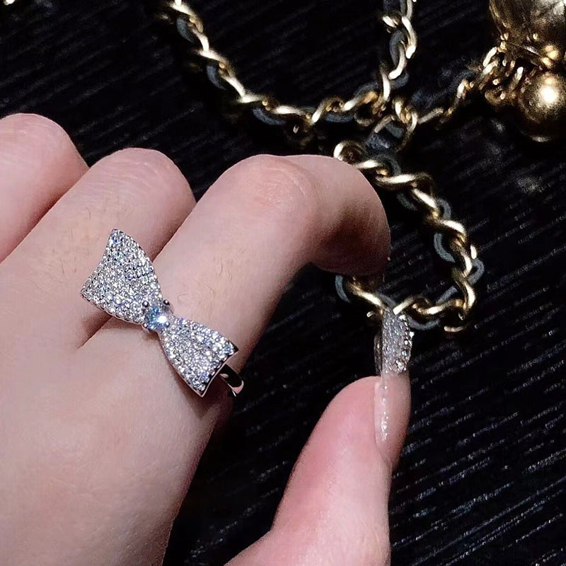 Damen Glamouröser Ring mit funkelndem Schleifen-Design Shop Nory