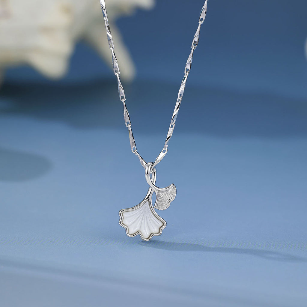 Damen Halskette mit kunstvollem Ginkgo-Blatt-Anhänger Shop Nory