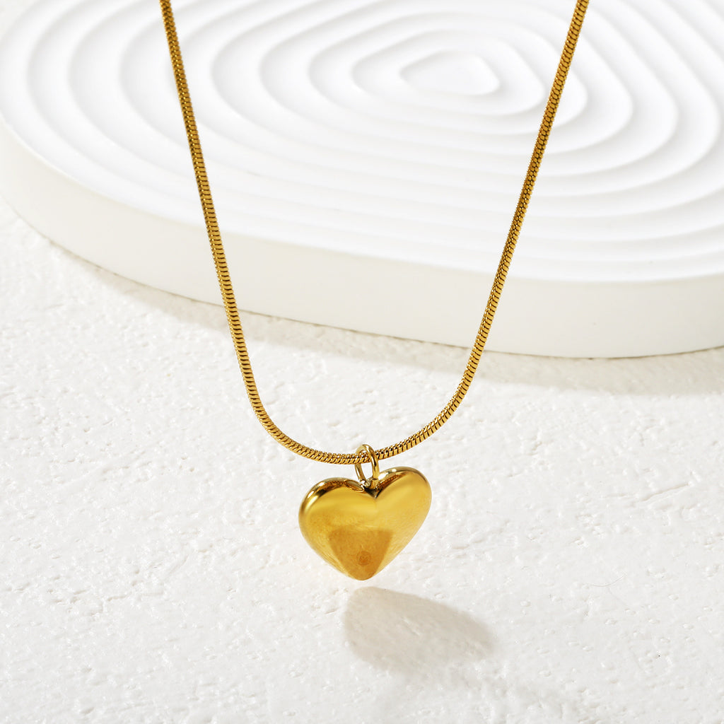 Damen Halskette mit herzförmigem Anhänger aus hochwertigem Edelstahl Shop Nory