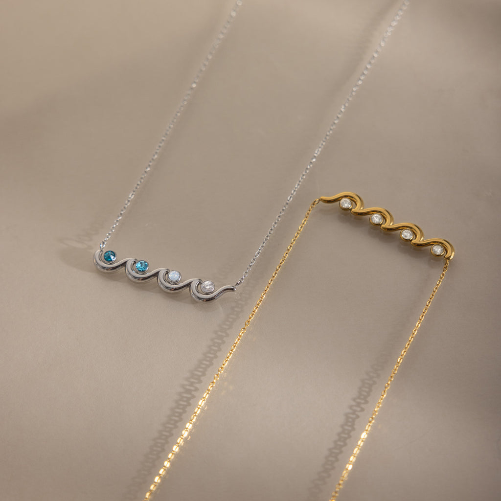 Damen Halskette mit wellenförmigem Design und funkelnden Zirkonia-Akzenten Shop Nory