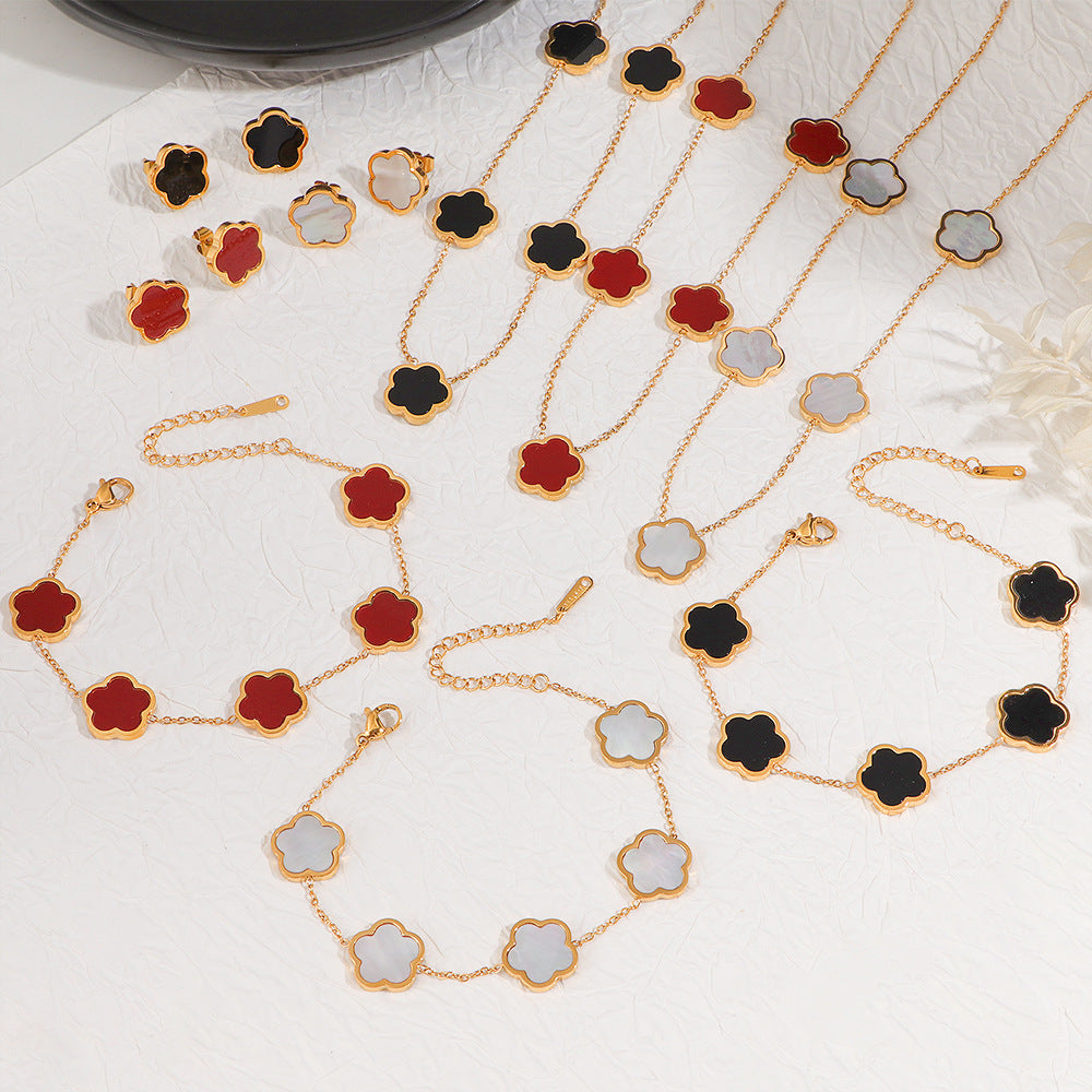 Damen elegante Kette mit blütenförmigen Anhängern Shop Nory