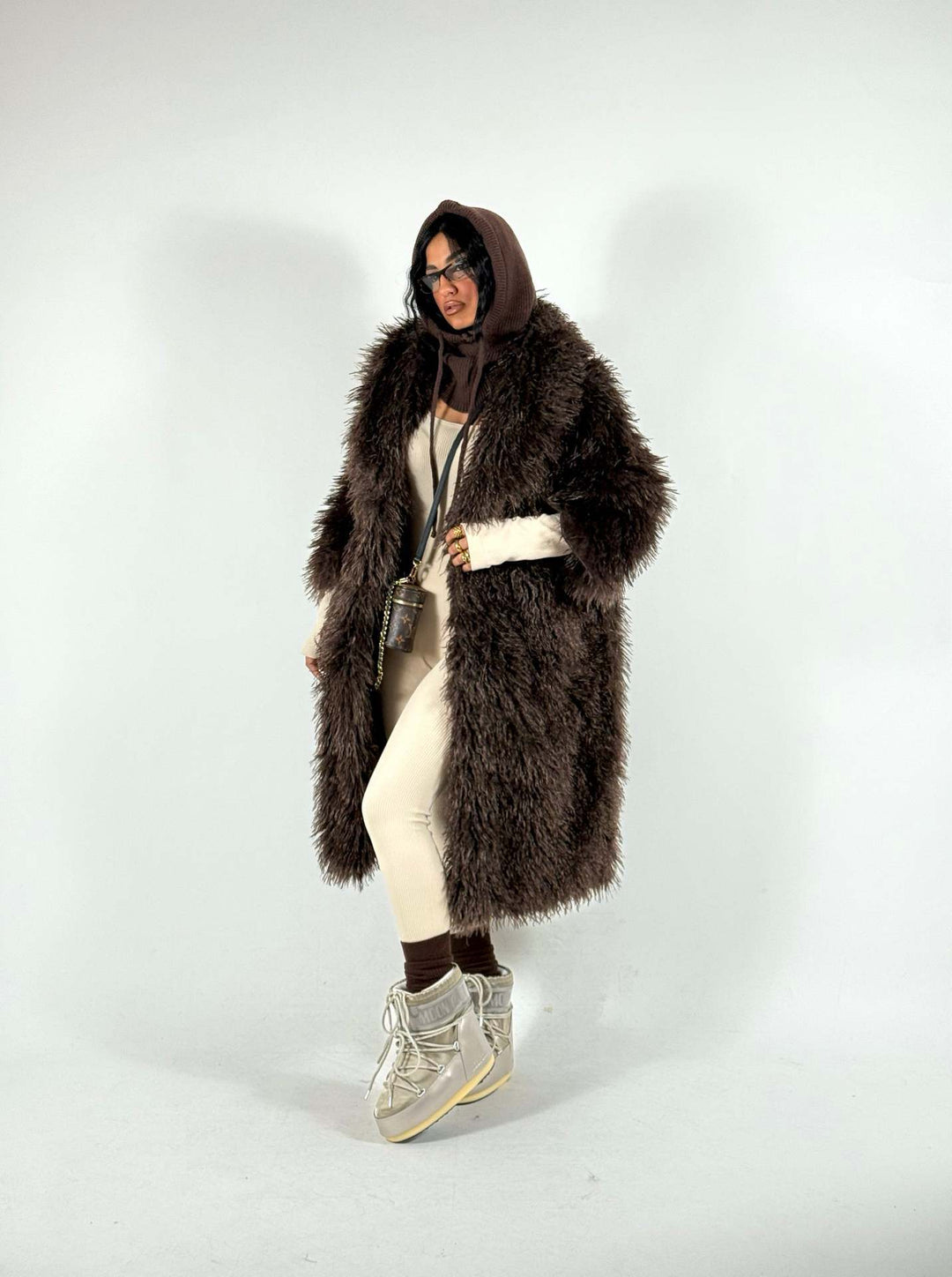 Damen Maxilanger Kunstpelzmantel mit langflorigem Hochflor und Oversize-Silhouette Shop Nory