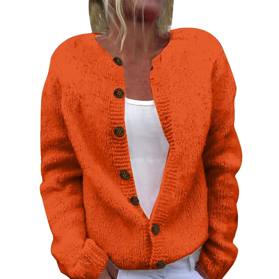 Damen nan kuscheliger Strickcardigan mit Zierholzknöpfen und Rundhalsausschnitt Shop Nory