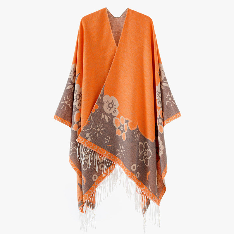 Damen Überwurfponcho im Kimono‑Stil aus Jacquardstrick mit floralem Bordürenmotiv und Fransensaum Shop Nory