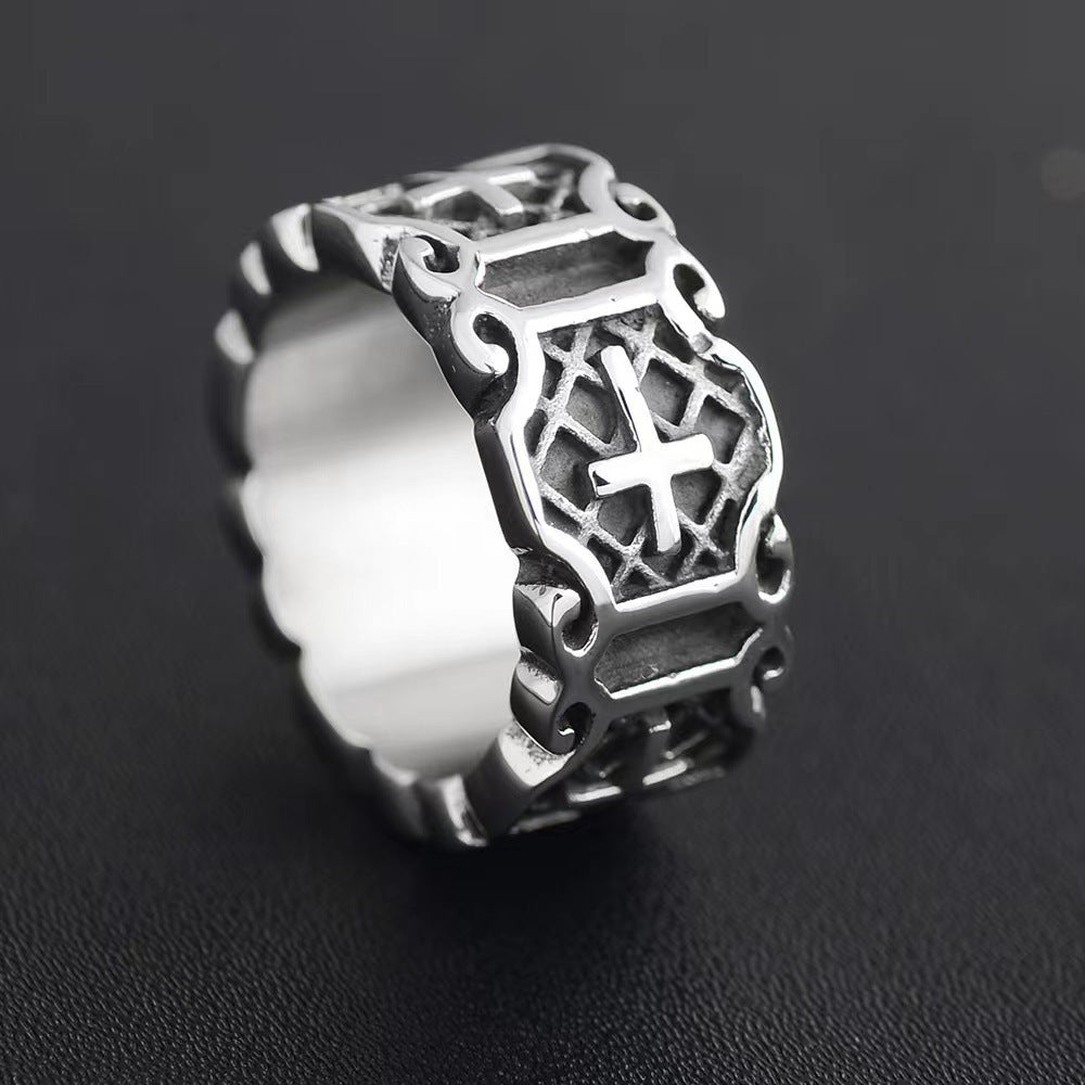 Herrenring mit kunstvollem Kreuz- und Musterdesign Shop Nory