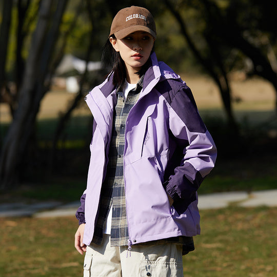 Damen zweilagige wasserabweisende Outdoorjacke mit Kapuze, Taillenregulierung und Kontrastbesätzen Shop Nory