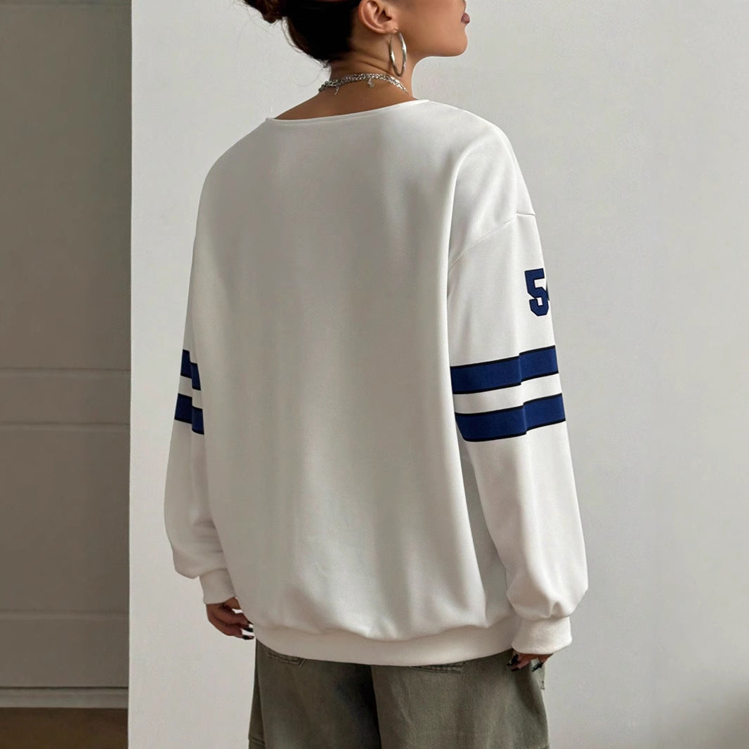 Damen Lockeres College-Sweatshirt im Off-Shoulder-Look mit großem Nummernprint Shop Nory