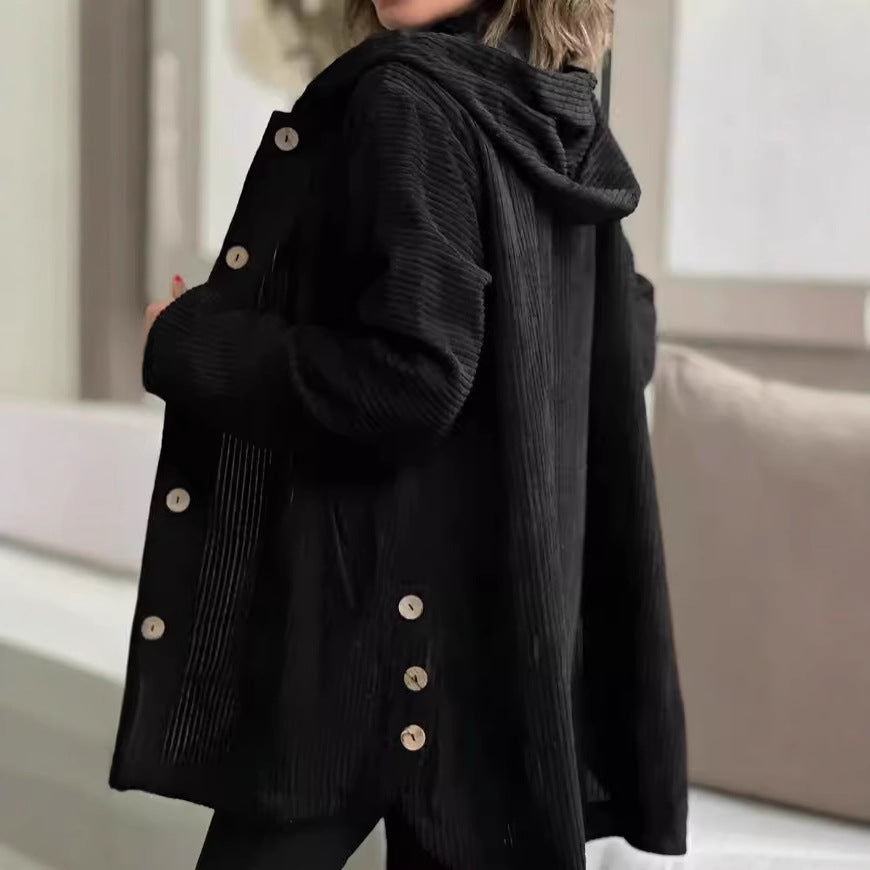 Damen Kapuzenjacke aus Rippstoff mit Holzknöpfen und Freizeit-Schnitt