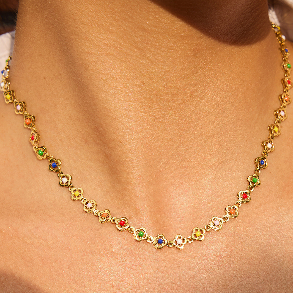 Damen Halskette mit herzförmigem Anhänger aus hochwertigem Edelstahl und funkelnden Zirkonia Shop Nory