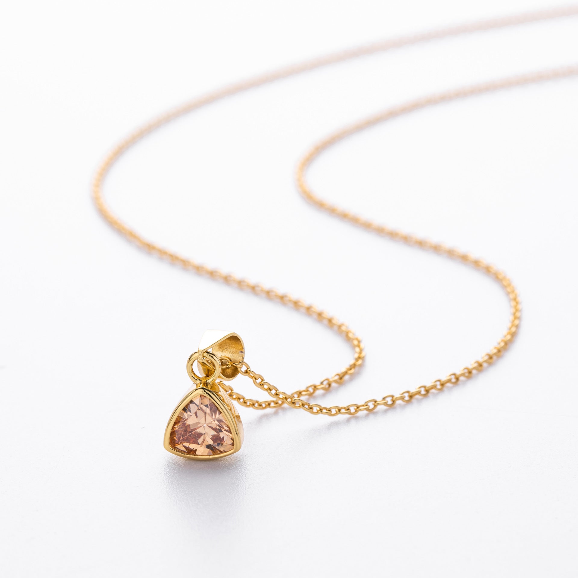 Damen Halskette mit luxuriösem Zirkonanhänger Shop Nory