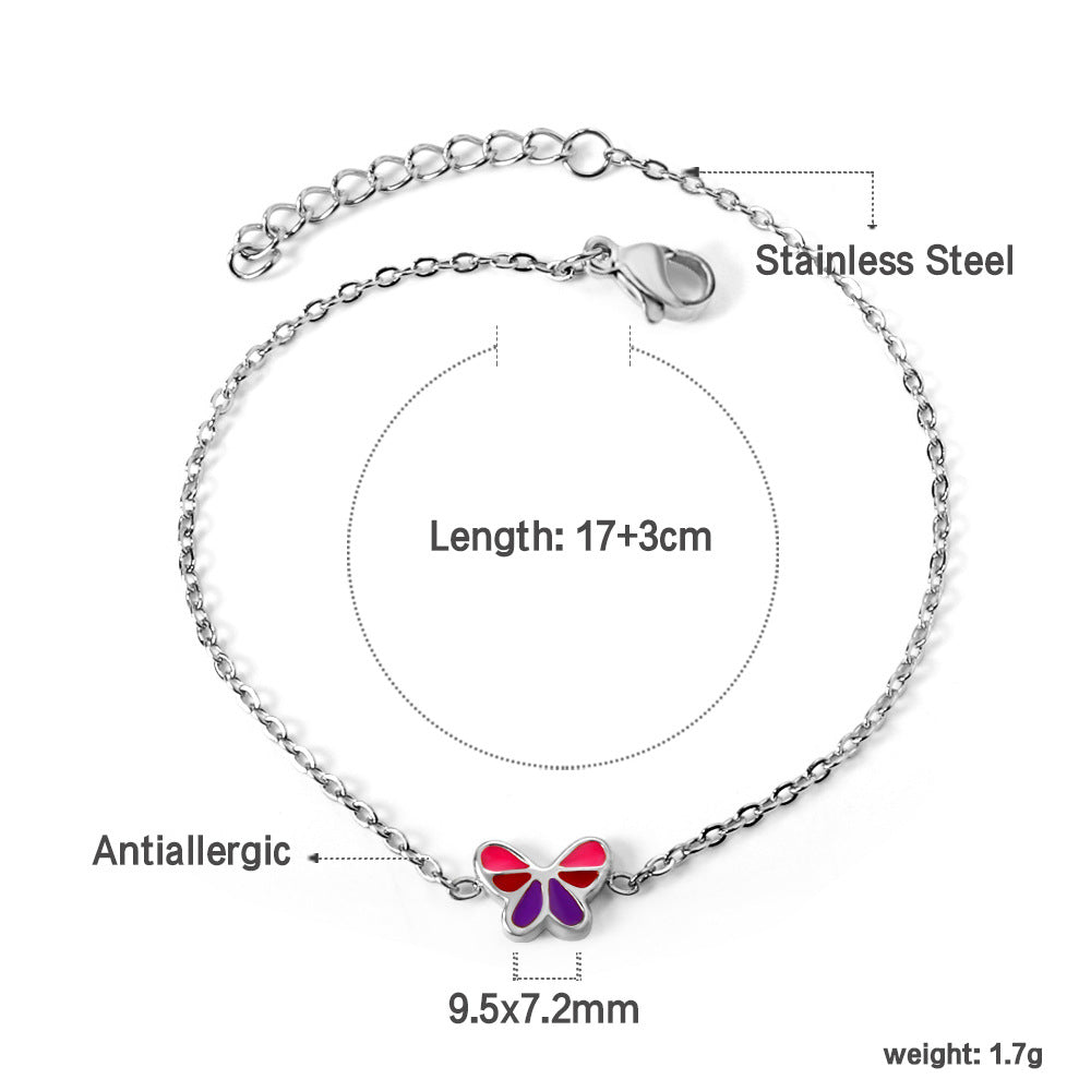 Damen Armband mit filigranen Blumenmotiven und funkelnden Kristallen Shop Nory