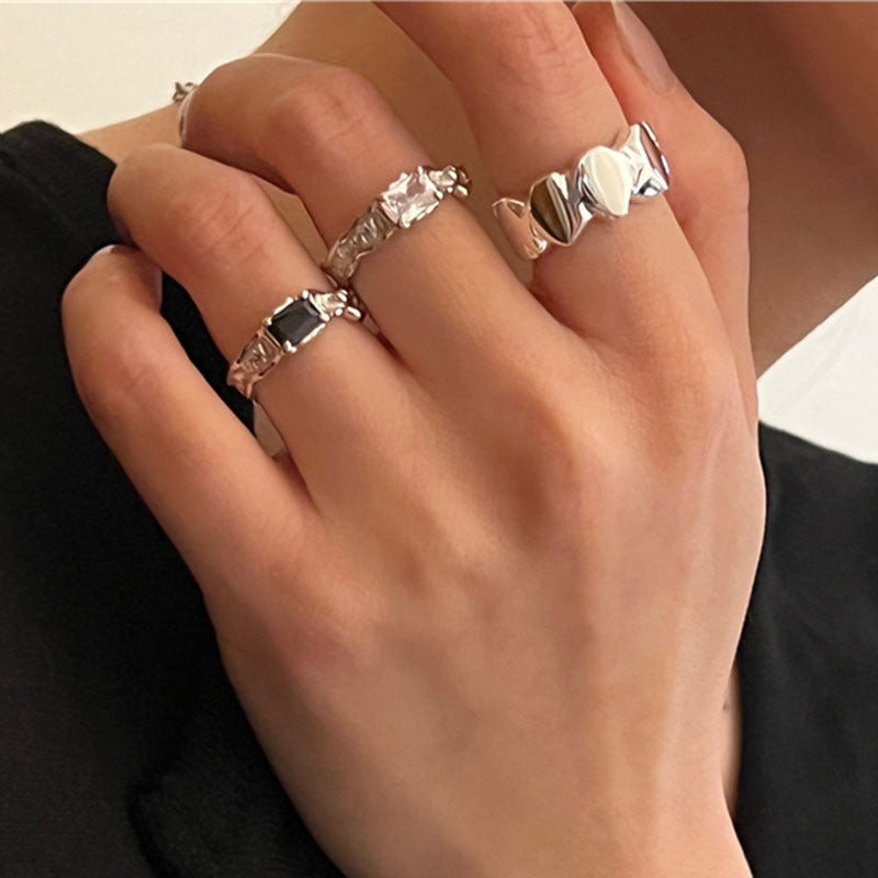 Damen Offener Ring mit kunstvollem Design und facettiertem Onyx Shop Nory