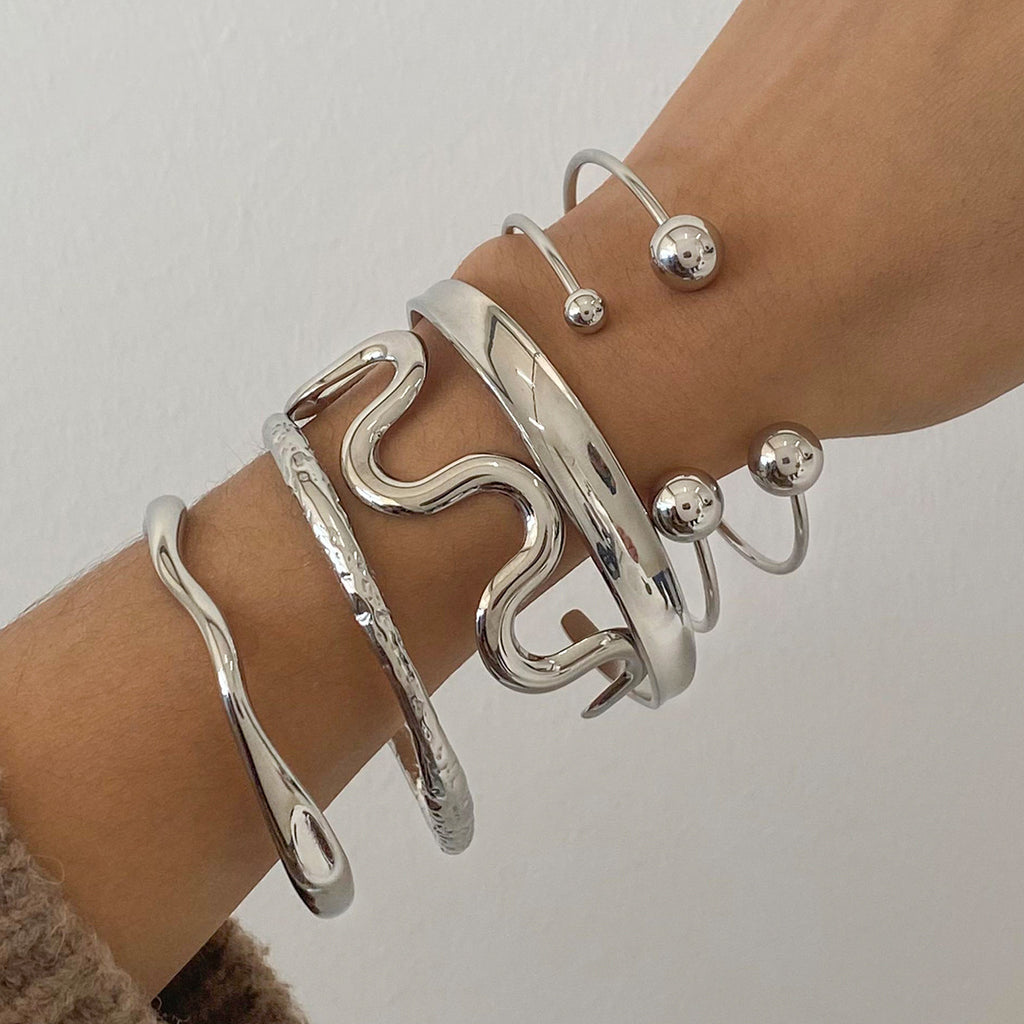 Damen Offenes Armband aus hochwertigem Edelstahl mit hypoallergenen und wasserfesten Eigenschaften Shop Nory