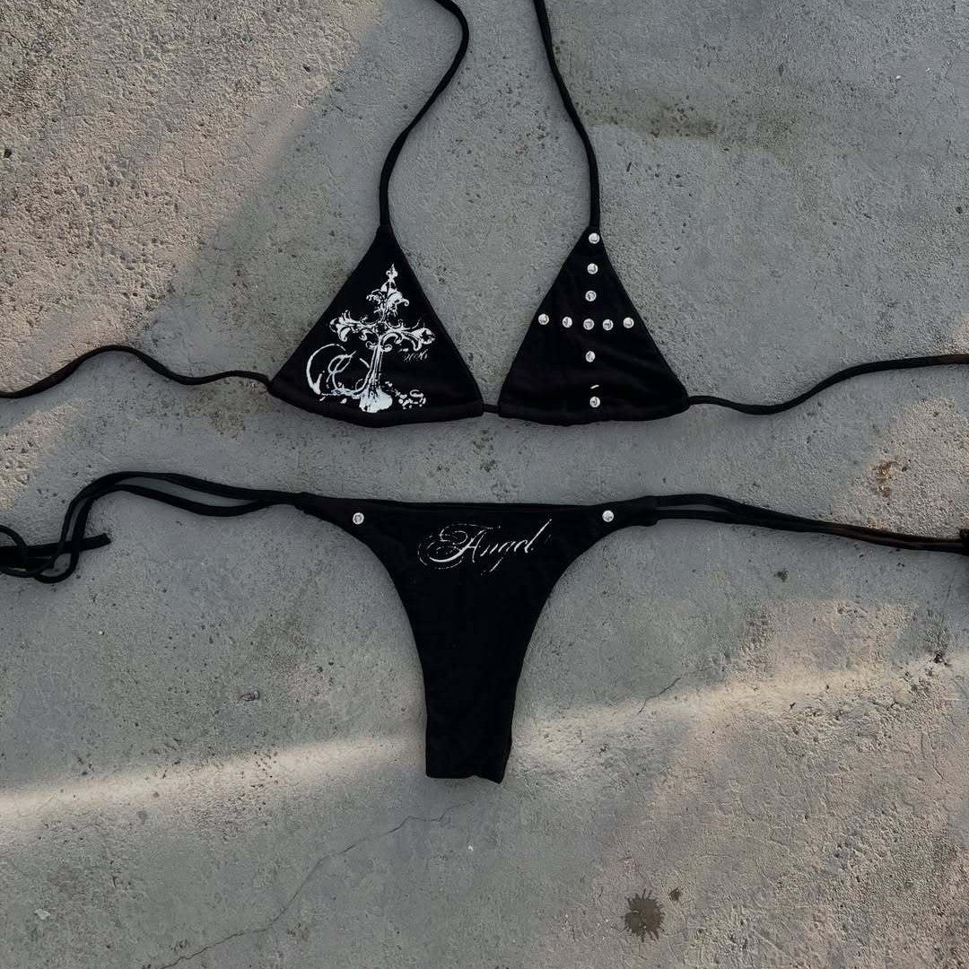 Damen Bikini-Set mit ausgefallenen Details und einzigartigen Akzenten