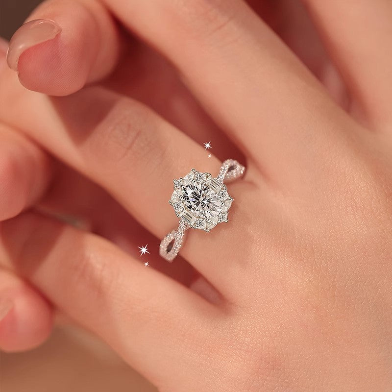 Damen Luxuriöser Solitär Ring mit kunstvoller Fassung Shop Nory
