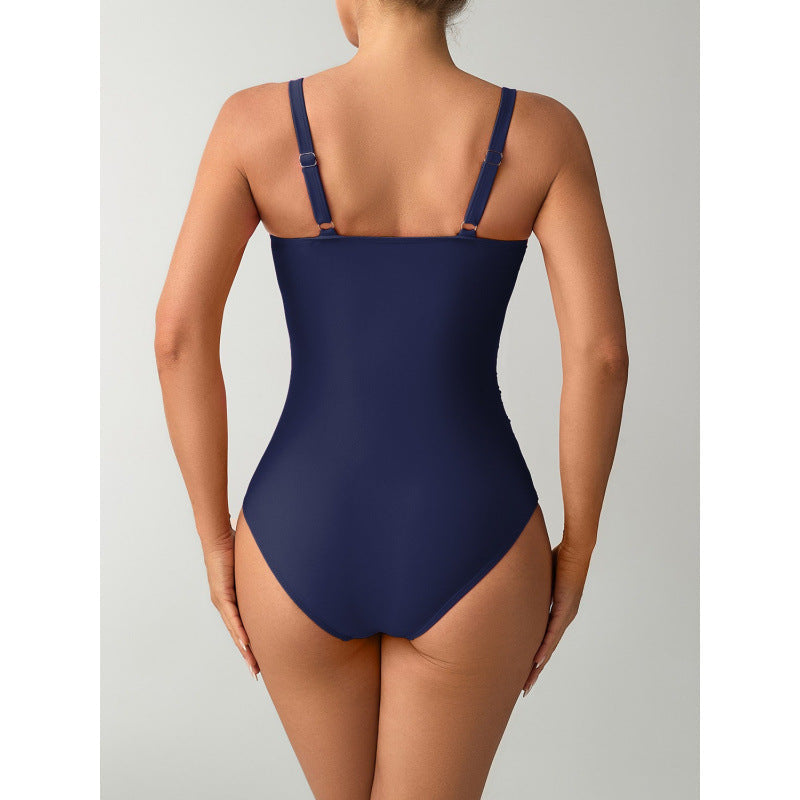Damen Einteiler Badeanzug mit raffinierten Schmuckdetails und figurformendem Design