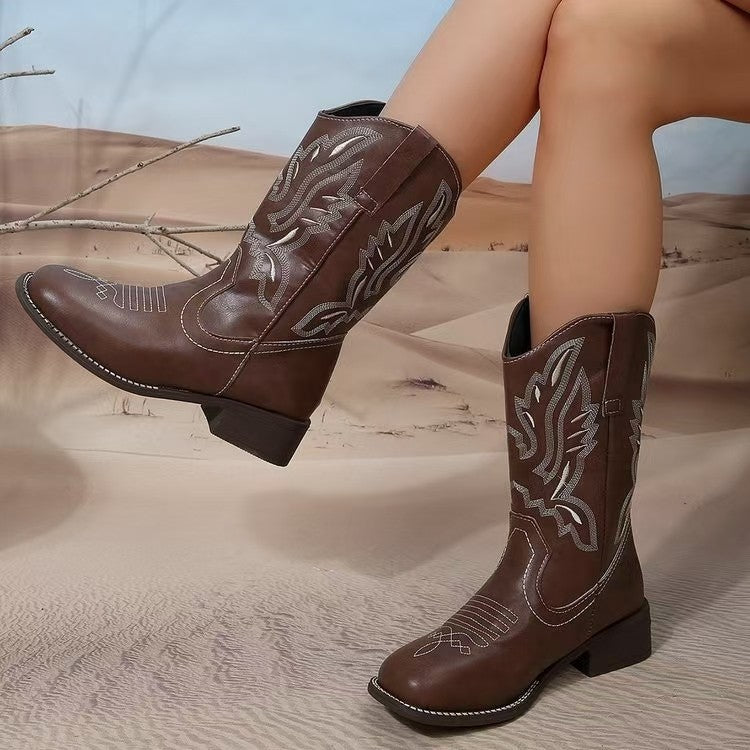 Damen Western-Cowboystiefel mit spitzer Kappe, gesticktem Schaft und mittlerem Blockabsatz Shop Nory