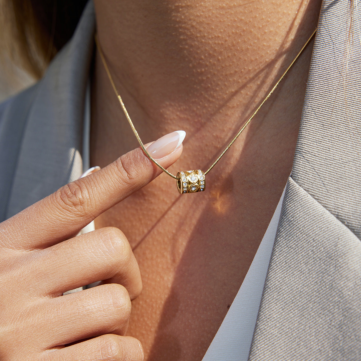 Damen Edelstahl Halskette mit elegantem Kettenmuster und verstellbarem Verschluss Shop Nory
