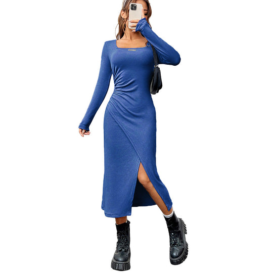 Damen figurbetontes Wickel‑Midikleid mit eckigem Ausschnitt, asymmetrischem Seitenschlitz und taillierender Raffung Shop Nory