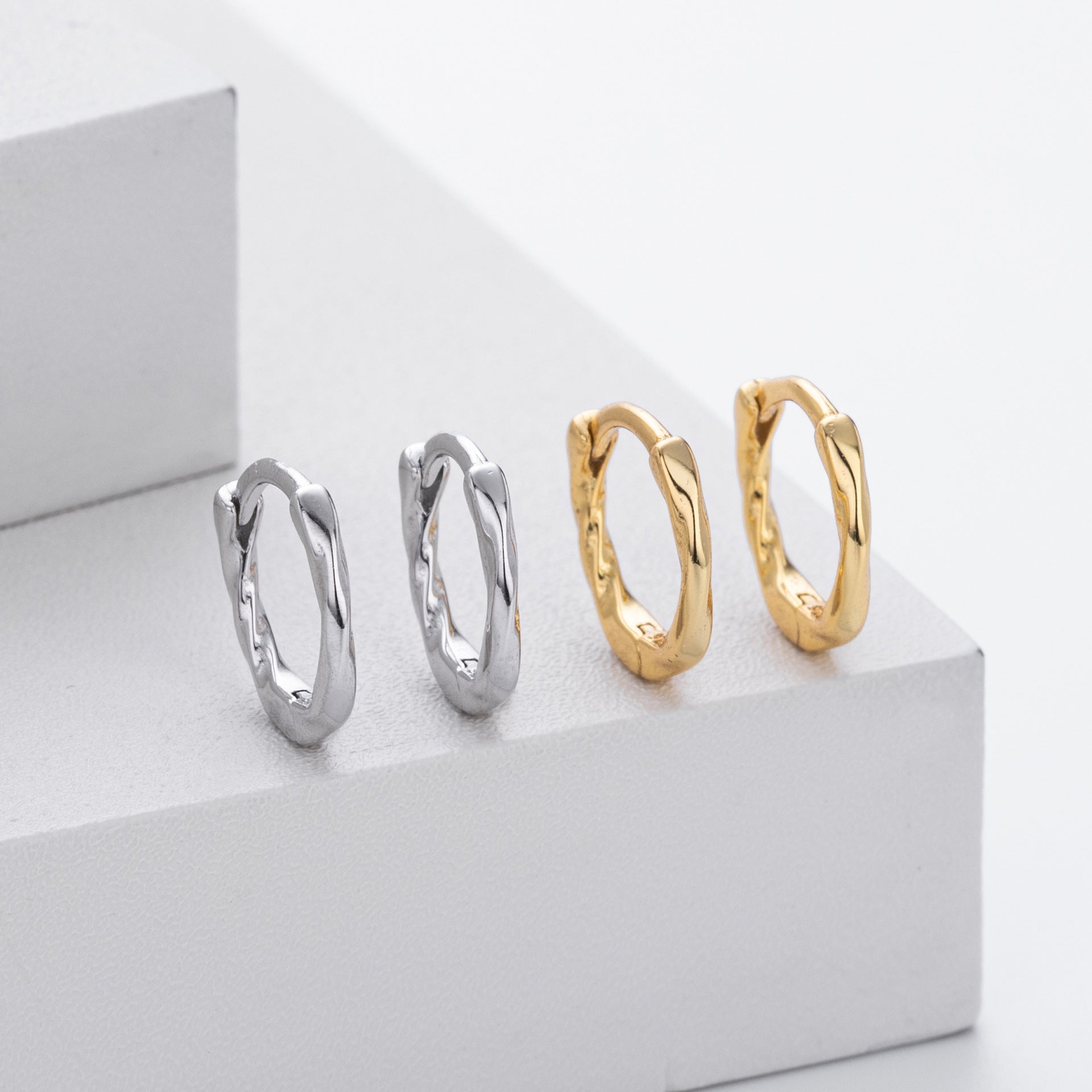 Damen Creolen im modernen drehbaren Design aus hochwertigem 925 Sterling Silber Shop Nory