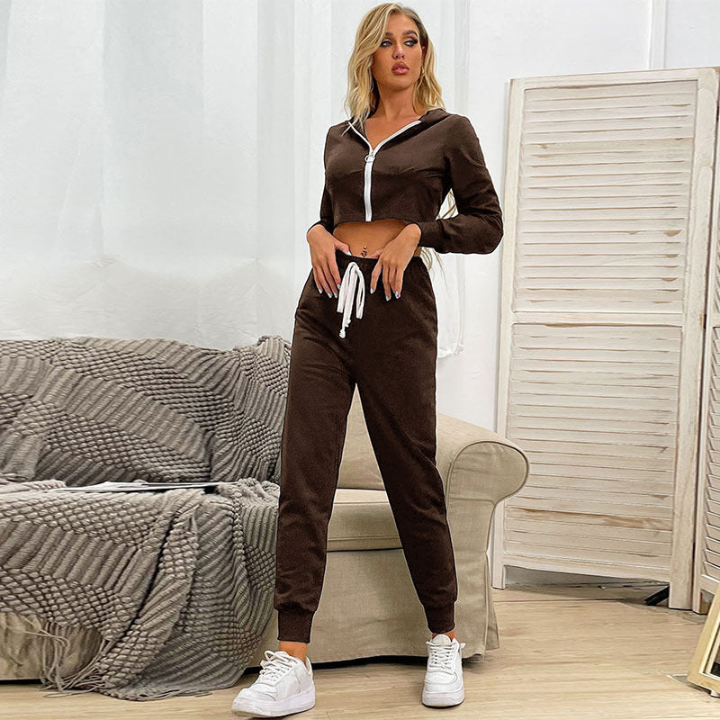 Damen Zweiteiliger Velours-Jogginganzug mit Cropped-Kapuze und Tunnelzughose Shop Nory
