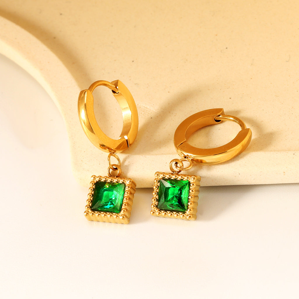 Damen Hängende Ohrstecker mit grünem Kristallanhänger aus goldplattiertem Edelstahl Shop Nory