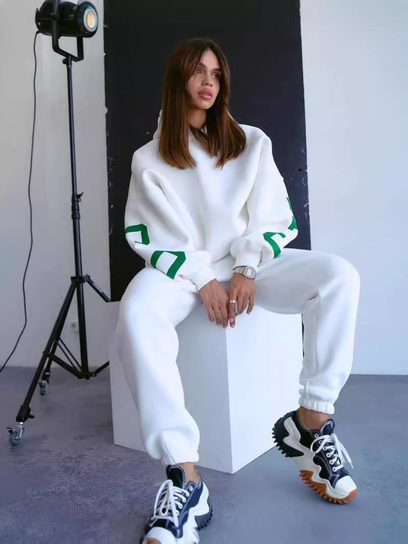 Damen Oversized Kapuzenpullover mit großflächigem Blockprint Shop Nory