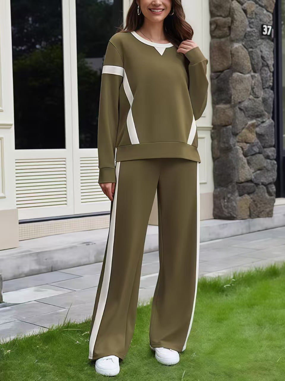 Damen Lounge-Set aus weichem Jersey mit weitem Bein und Kontraststreifen Shop Nory