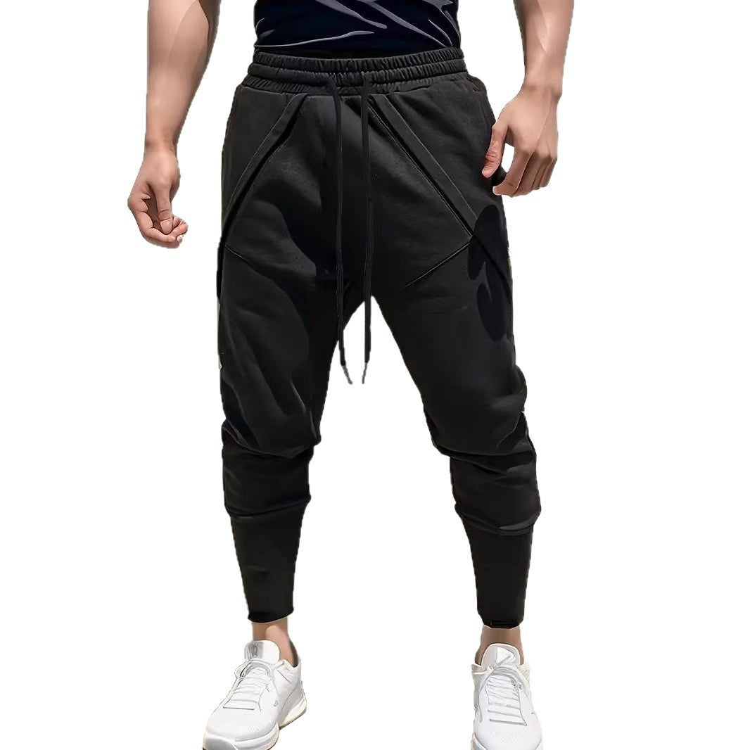 Herren Tapered-Jogginghose mit tiefem Schritt, elastischem Bund & diagonalgesetzten Taschen Shop Nory