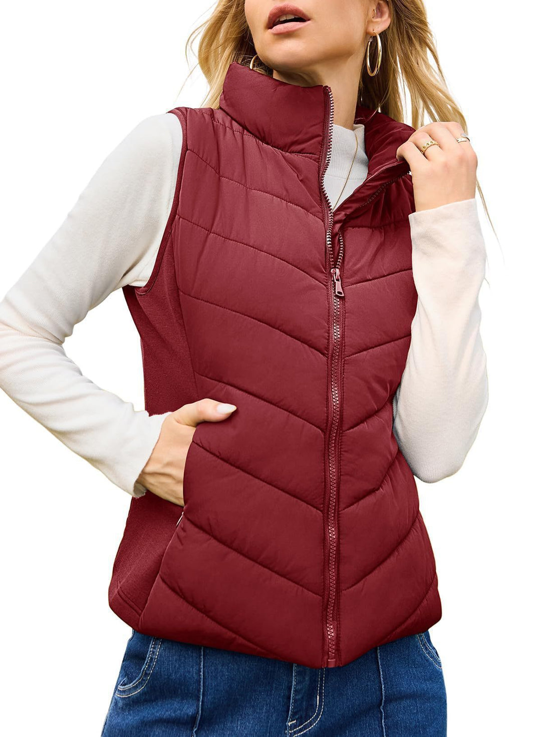 Damen Steppweste mit hohem Stehkragen und figurbetonten Stretchseiten Shop Nory