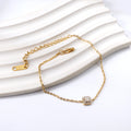 Damen Armband mit funkelndem Zirkoniadesign und verstellbarem Kettenschluss Shop Nory