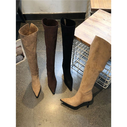 Damen Overknee-Stiefel aus Veloursoptik mit spitzer Zehenform und schmalem Absatz Shop Nory