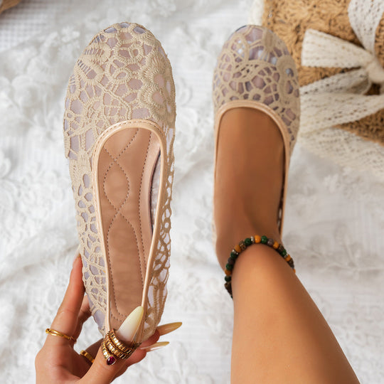 Damen Ballerinas mit zartem Häkelmuster und bequemem Fußbett