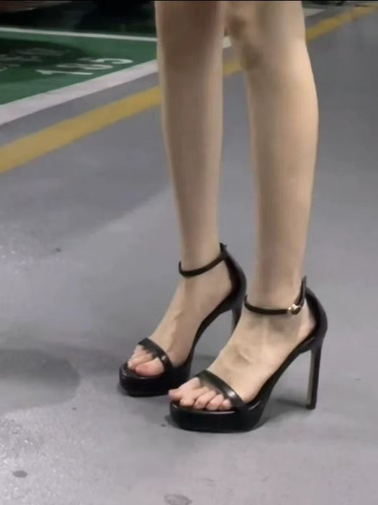 Damen Riemchen-Sandaletten mit hohem Stiletto-Absatz und Knöchelriemen Shop Nory
