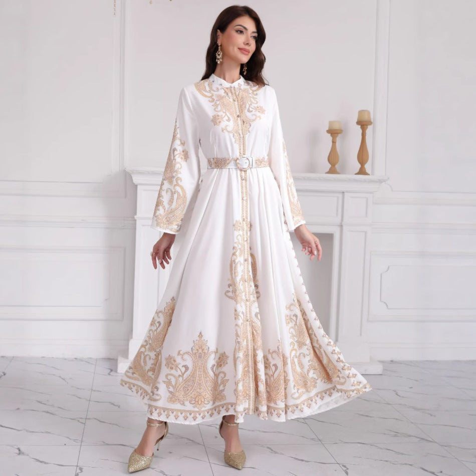 Damen Besticktes Maxikleid mit Stehkragen, Taillengürtel und Orientalischem Paisley-Motiv Shop Nory