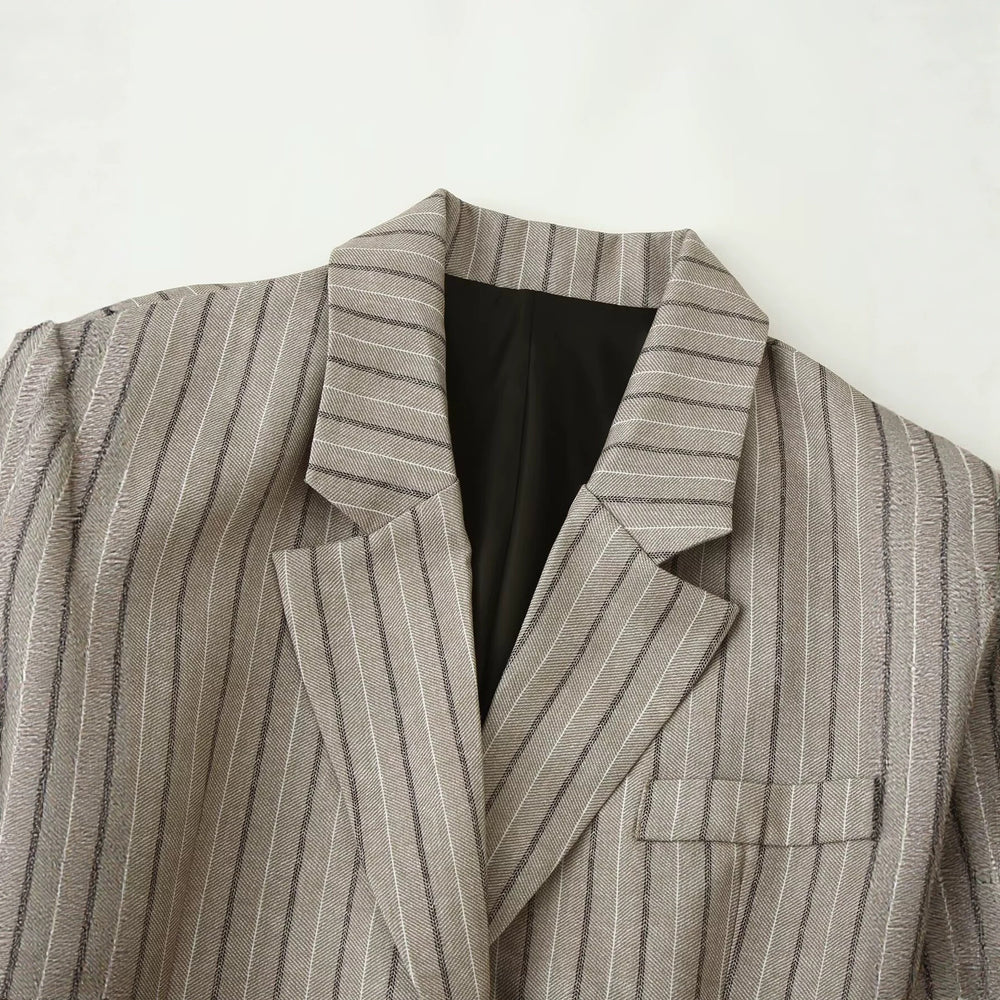 Damen Taillierter Nadelstreifen-Blazer mit Pattentaschen und Taillengürtel Shop Nory