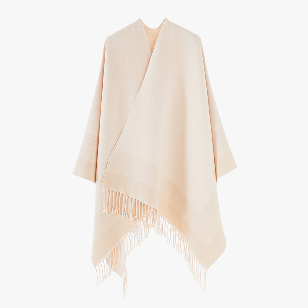 Damen Oversize Capeponcho aus feinem Wollmix mit V‑Ausschnitt, Streifenbordüre und Fransensaum Shop Nory